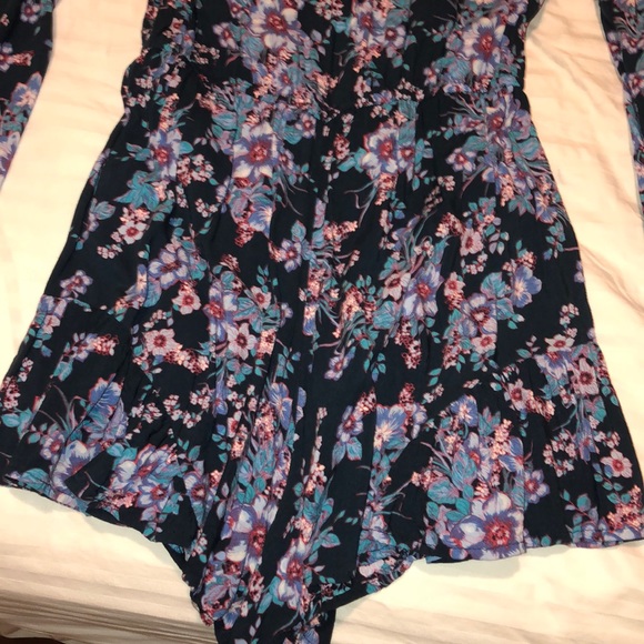 super cute only worn a few times - Picture 4 of 4